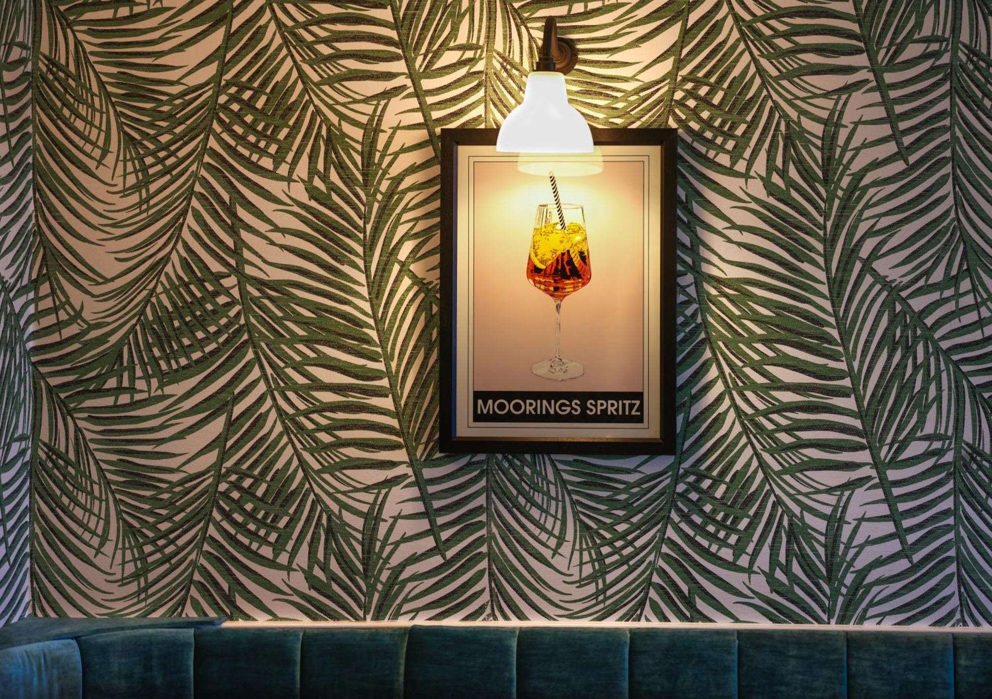 The Moorings Hotel & Restaurant غوري المظهر الخارجي الصورة