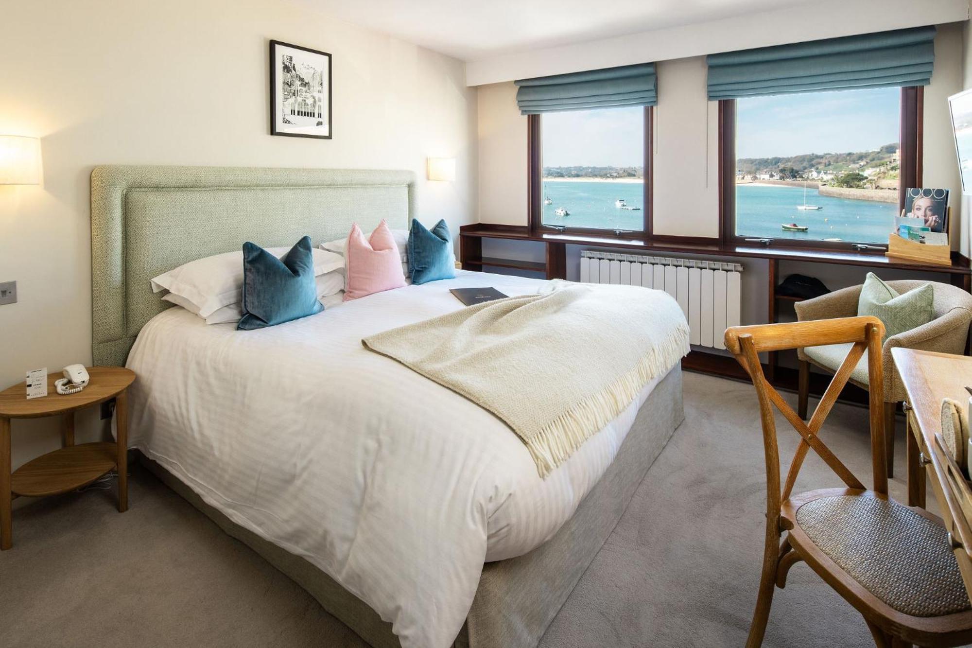 The Moorings Hotel & Restaurant غوري المظهر الخارجي الصورة